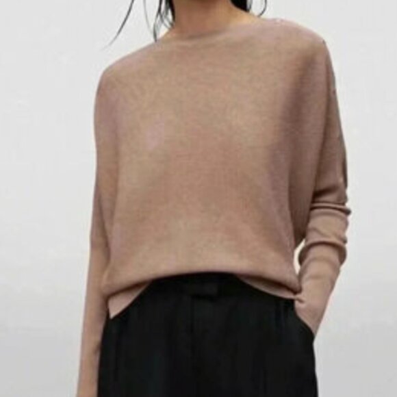 NWOT Cyrus Tan Taupe Fall Relaxed Fit Super Soft Pullover Sweater - Picture 2 of 7